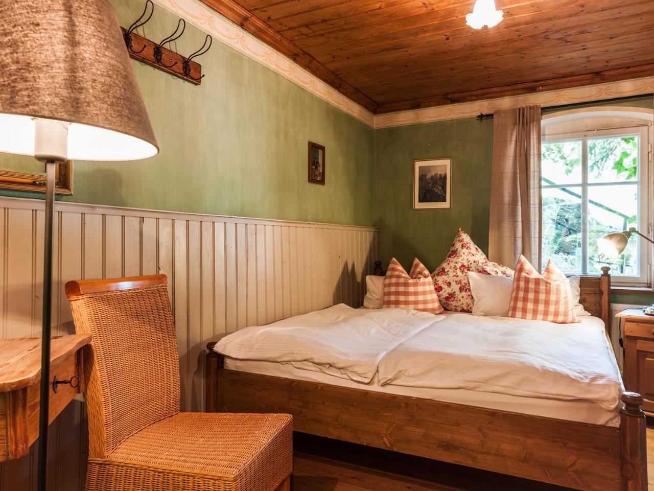 Das Forsthaus Hotelapartments Bad Schandau Ngoại thất bức ảnh